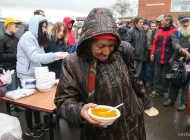 Ящик для продовольственных пожертвований Дари еду! Фото 5 на сайте Veshnyaki24.ru